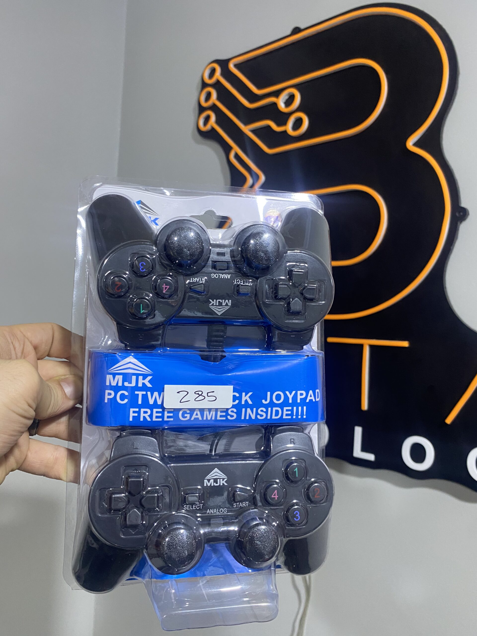 وحدة تحكم MJK PC TW 235